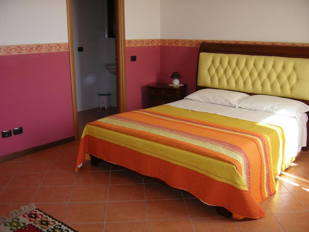 B&B 7 Camini Сан-Джованни-Лупатото Экстерьер фото